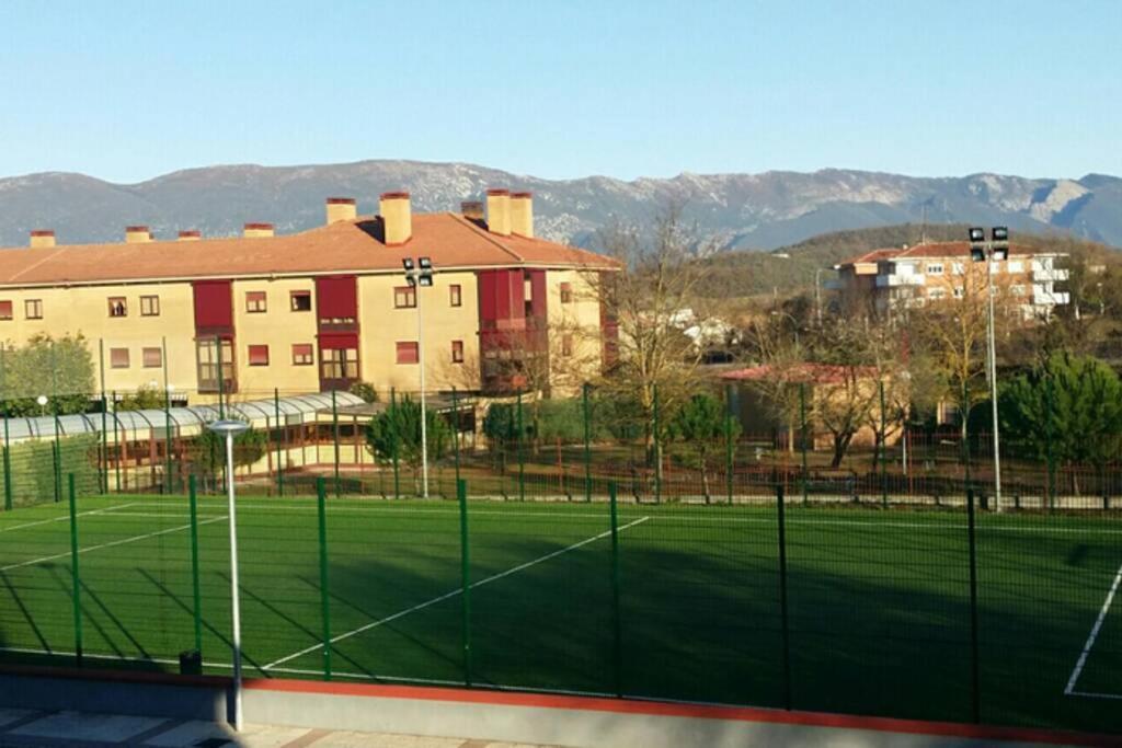 Ferienwohnung Apartamento La Palmera II Junto A Frias Cormenzana Exterior foto